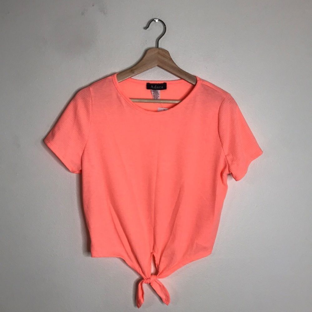 Adara ladies coral pink lightweight shirt size XL juniors